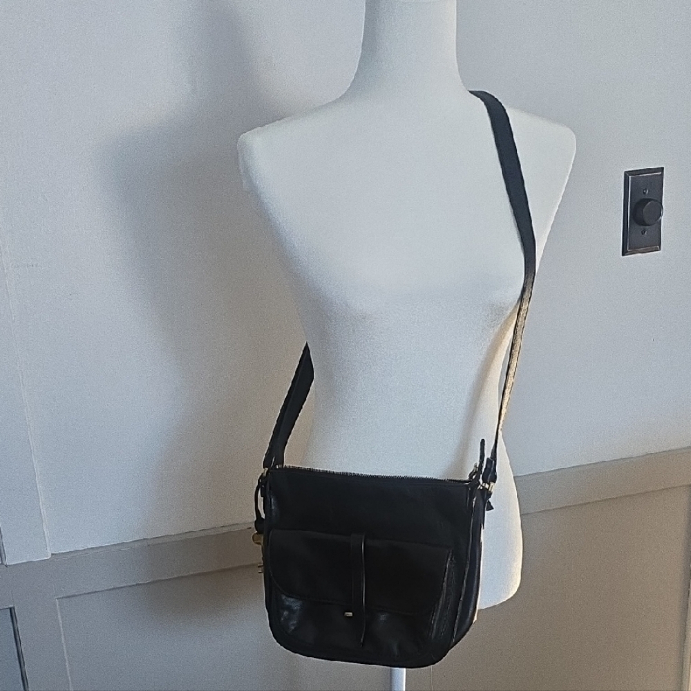 Fossil Black Leather Crossbody with Front Pocket